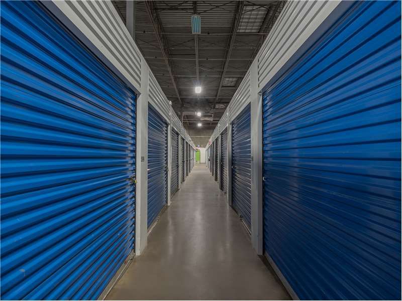 Extra Space Storage  1975 W Northwest Hwy in Dallas, TX