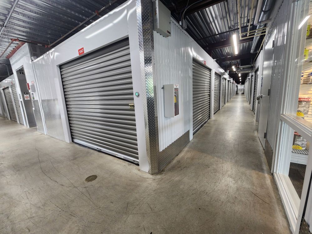 Extra Space Storage  2201 E Victory Dr in Savannah, GA