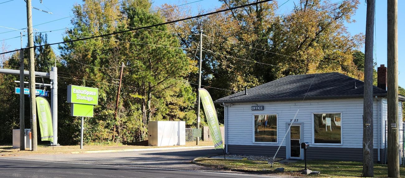 Extra Space Storage  2703 Battlefield Blvd S in Chesapeake, VA