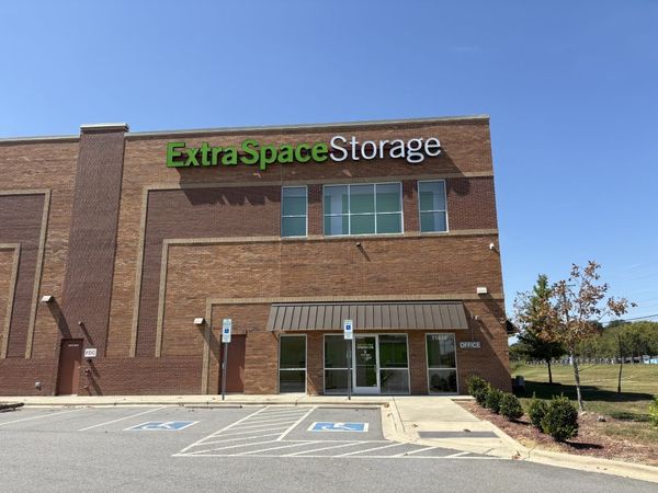Extra Space Storage facility at 11838 University City Blvd - Charlotte, NC