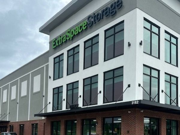 Extra Space Storage facility at 3182 Franklin Dr - Lakeland, FL