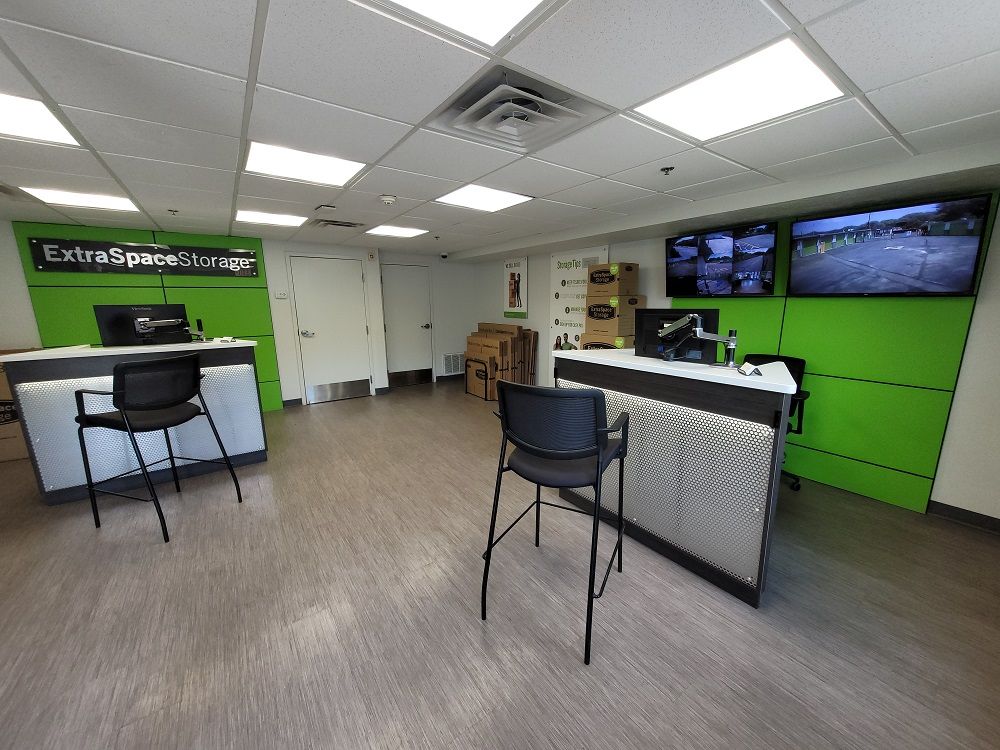30×10 Self Storage Unit in Ashland, MA 89 Waverly St Ashland, Massachusetts 3