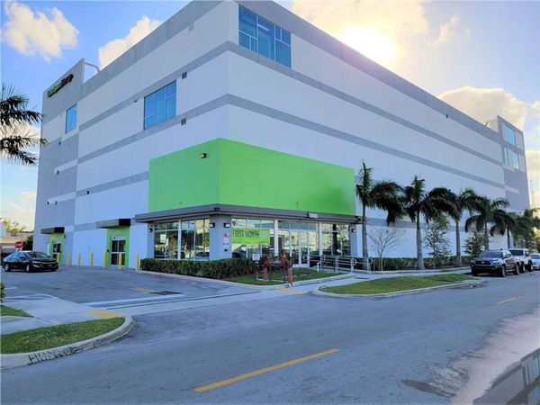 Extra Space Storage facility at 812 NW 1st St - Fort Lauderdale, FL