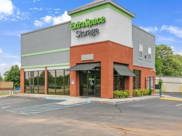 Extra Space Storage facility at 8778 Highway 72 W - Madison, AL