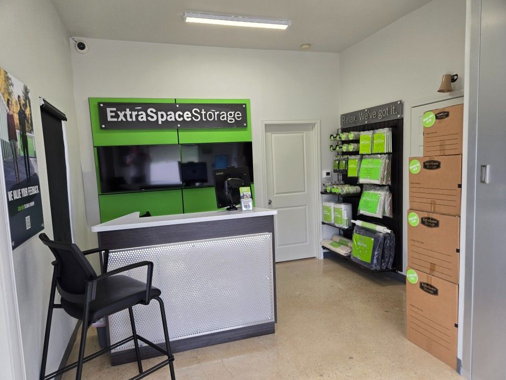 10×20 Garage in San Antonio, TX 27904 US Highway 281 N San Antonio, Texas 3
