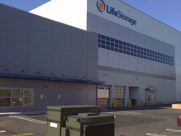 Life Storage facility on 1 South St - Garden City, NY