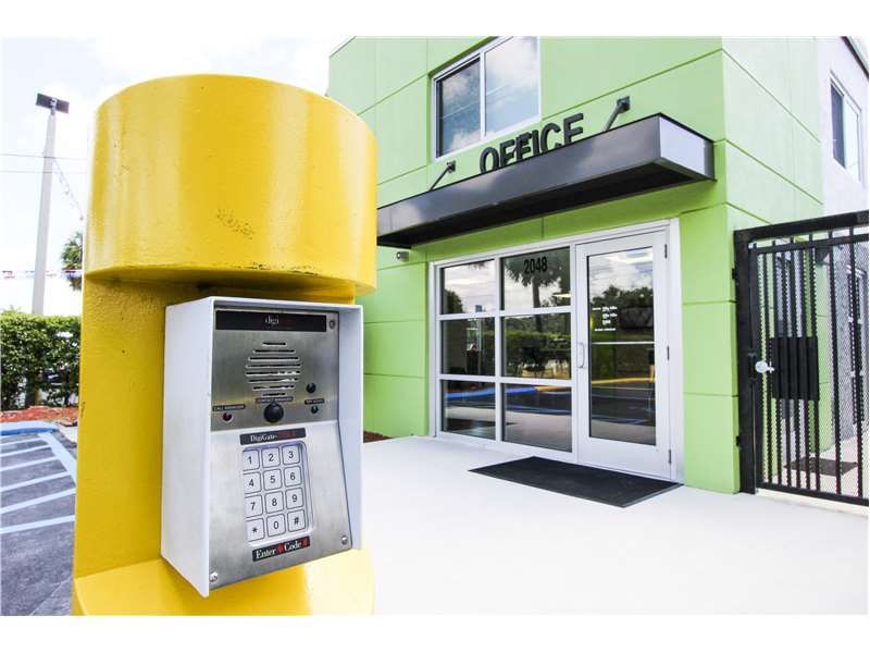 10×5 Self Storage Unit in North Lauderdale, FL 2048 S State Road 7 North Lauderdale, Florida 2