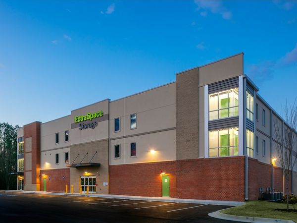 Extra Space Storage facility at 895 Thornton Rd - Lithia Springs, GA