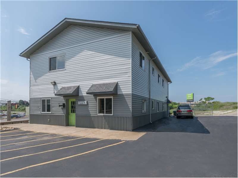 Extra Space Storage  2016 Lebanon Rd in West Mifflin, PA