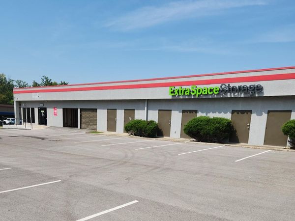 Extra Space Storage facility at 9600 Marion Rdg - Kansas City, MO