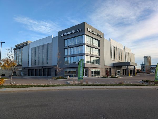 Extra Space Storage facility at 320 S Birch St - Glendale, CO