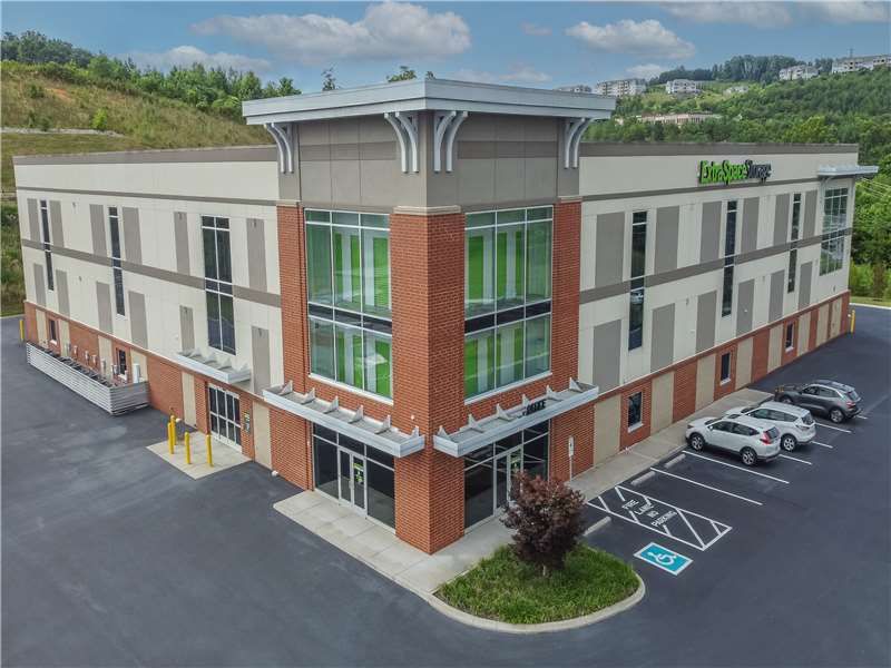 Extra Space Storage  10630 Hardin Valley Rd in Knoxville, TN
