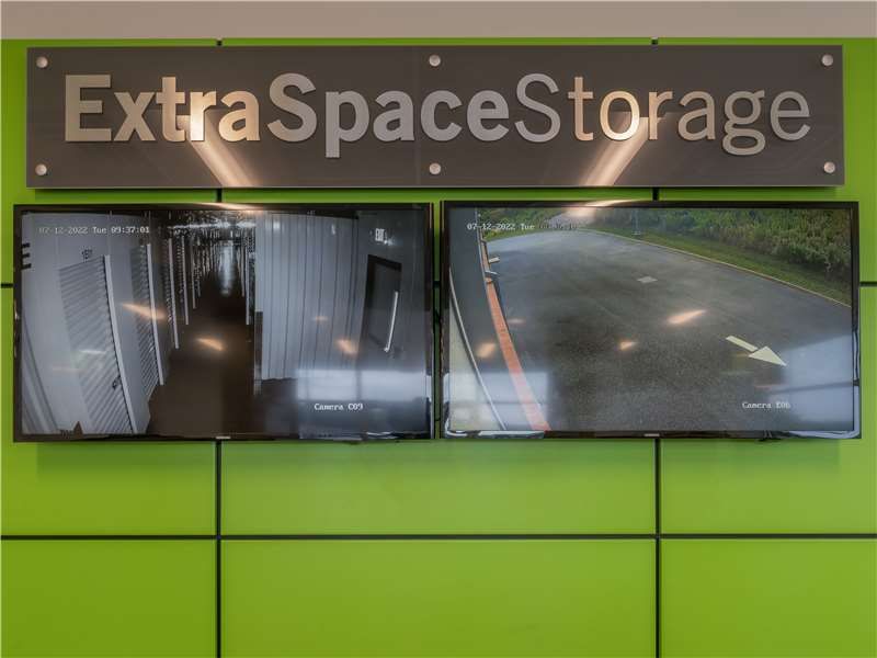 Extra Space Storage  10630 Hardin Valley Rd in Knoxville, TN