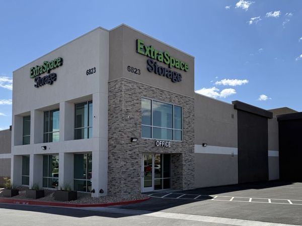Extra Space Storage facility at 6823 N Commerce St - North Las Vegas, NV