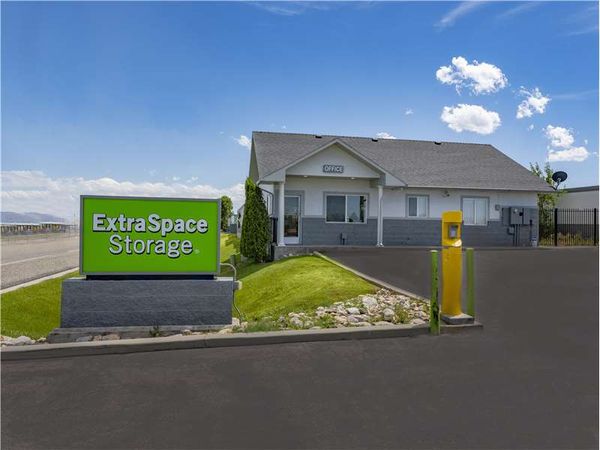 Extra Space Storage facility at 7062 S Airport Rd - West Jordan, UT