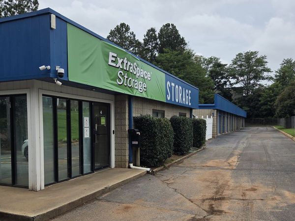 Extra Space Storage facility at 4 N Kings Rd - Greenville, SC