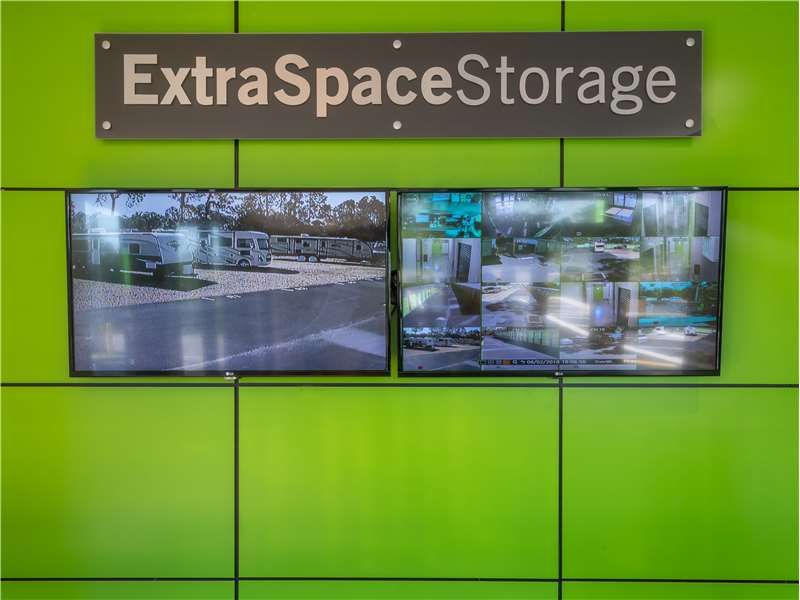 Extra Space Storage  5550 Timuquana Rd in Jacksonville, FL