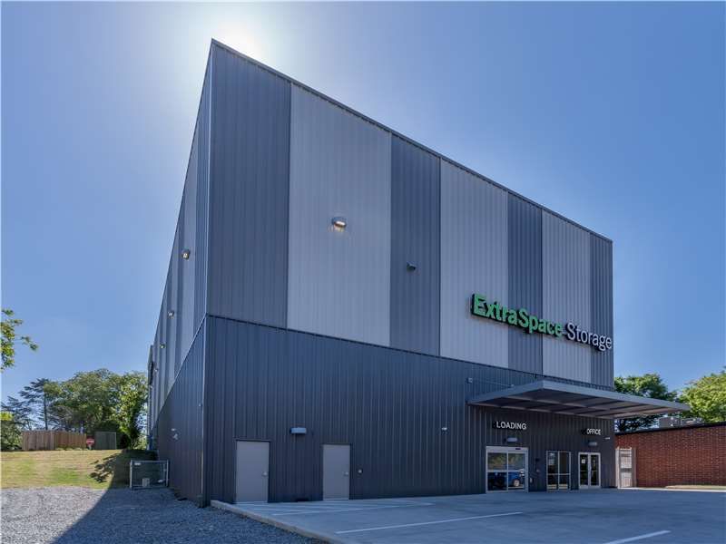 Extra Space Storage  924 Northside Dr NW in Atlanta, GA