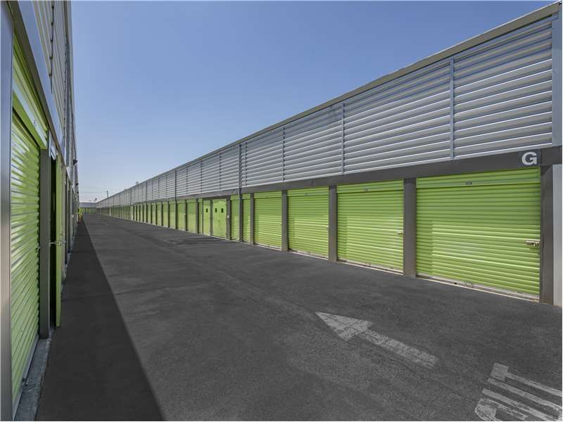 Extra Space Storage  24700 Mission Blvd in Hayward, CA