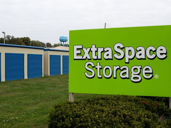 Extra Space Storage facility at 620 W 11th St - Bicknell, IN