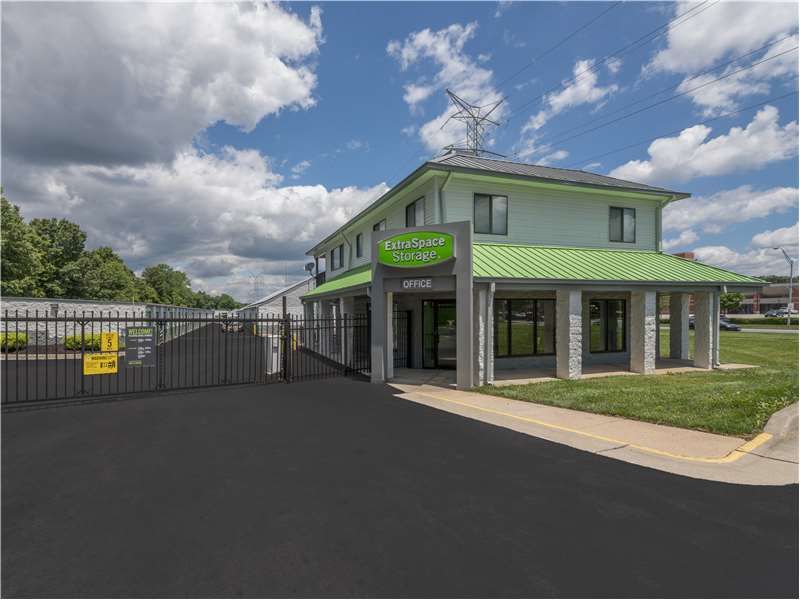5 x 5 Self Storage Unit in Owings Mills, Maryland