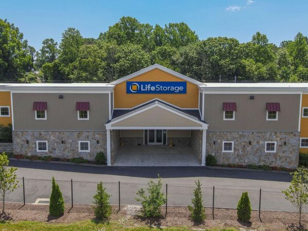 Life Storage facility on 47 Spencer Plains Rd - Old Saybrook, CT