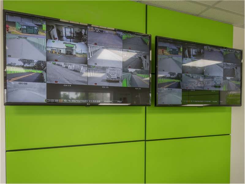 Extra Space Storage  707 E McKinley Ave in Mishawaka, IN