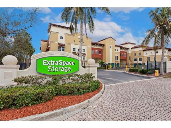 Extra Space Storage facility at 8420 Murano Del Lago Dr - Bonita Springs, FL