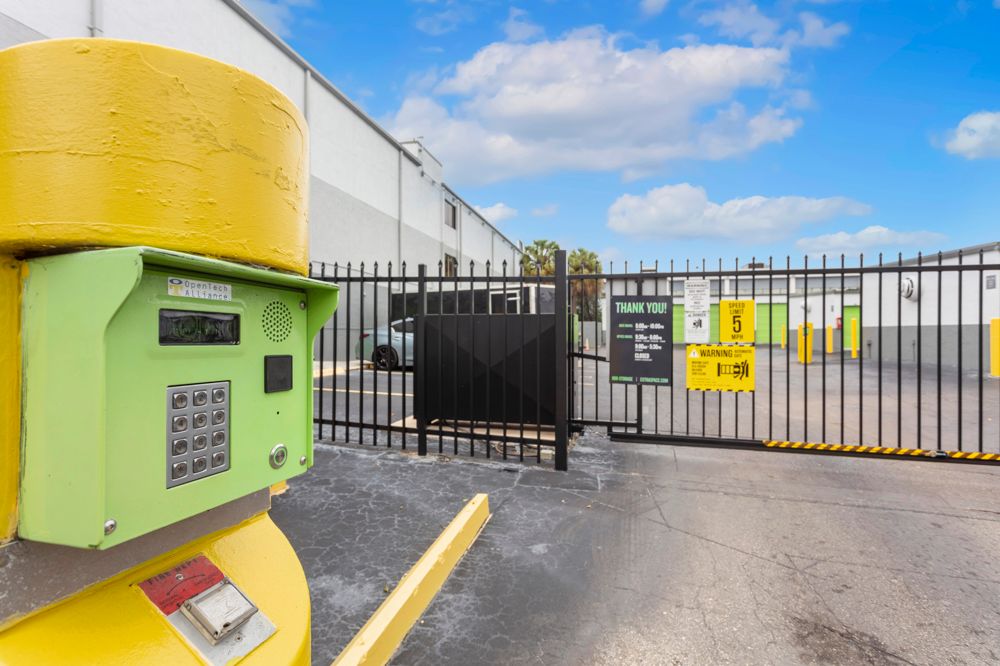 5×4 Self Storage Unit in Margate, FL 1880 N State Road 7 Margate, Florida 2