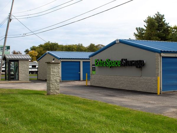 Extra Space Storage facility at 280 W Main St - Petersburg, IN
