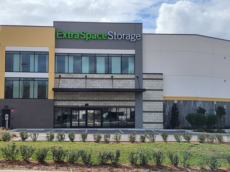 Storage Units in Altamonte Springs, FL at 292 W Central Pkwy | Extra ...