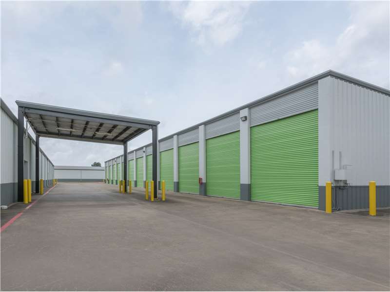 Extra Space Storage  4402 Underwood Rd in Deer Park, TX