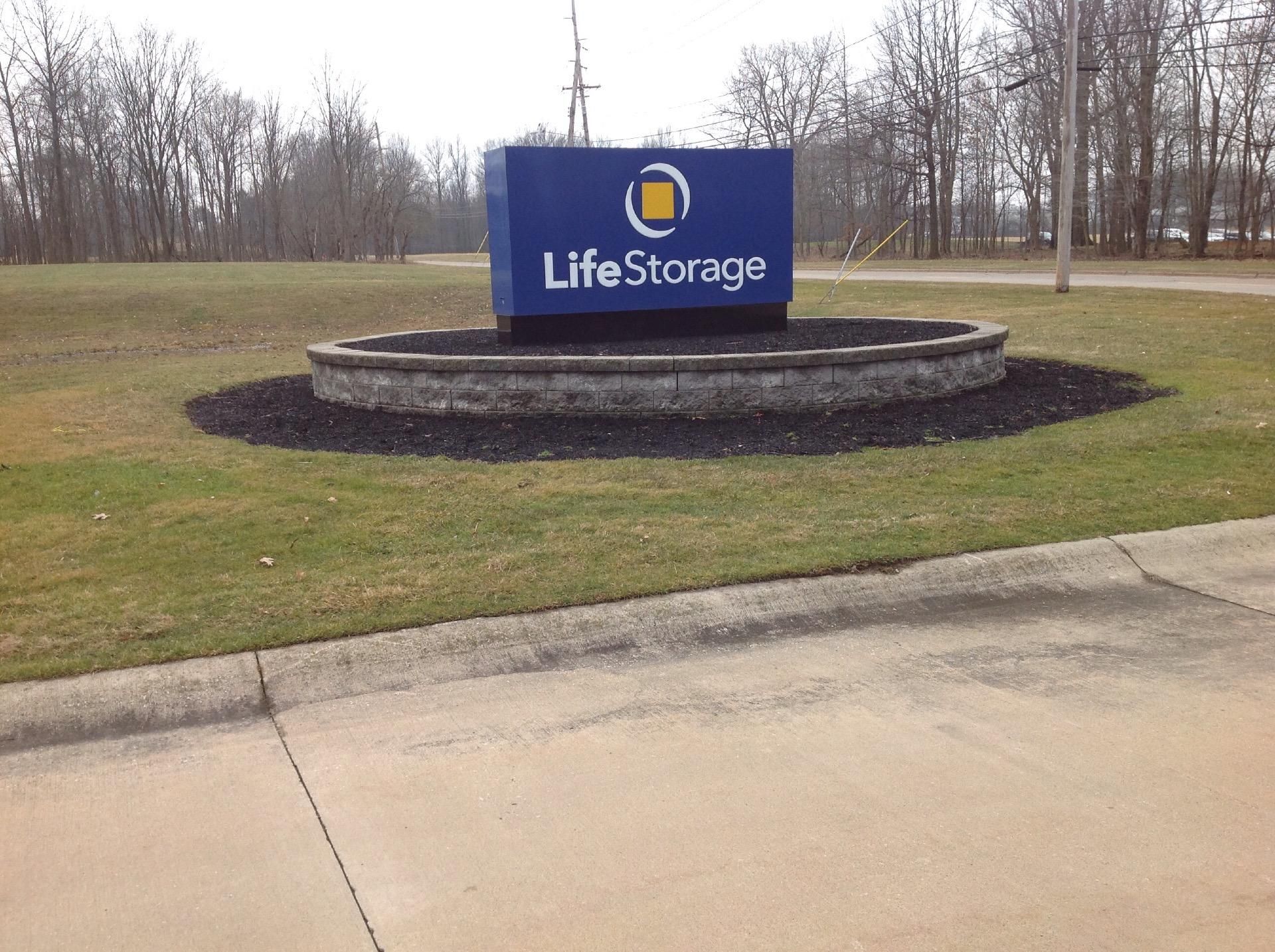 Extra Space Storage  355 Bishop Rd in Cleveland, OH