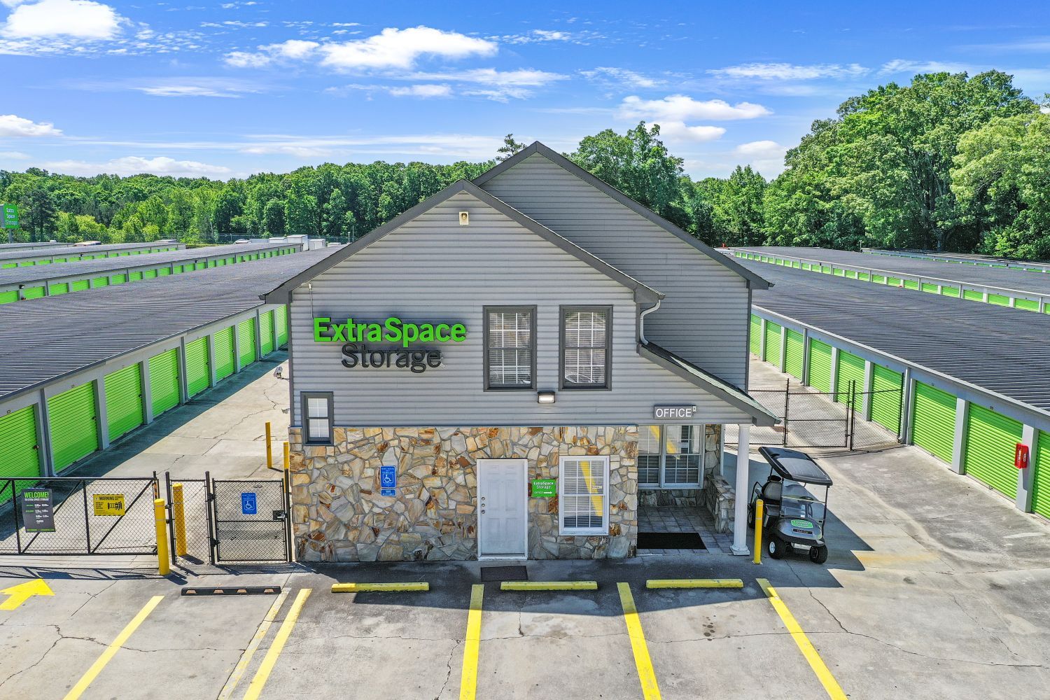 Extra Space Storage  6231 Hillandale Dr in Lithonia, GA