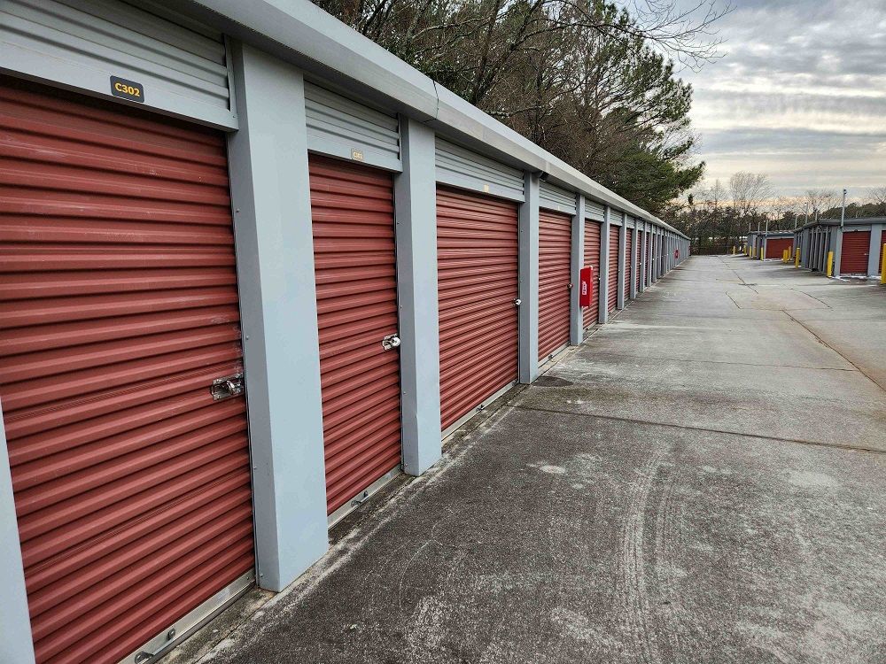 Extra Space Storage  5951 Covington Hwy in Decatur, GA