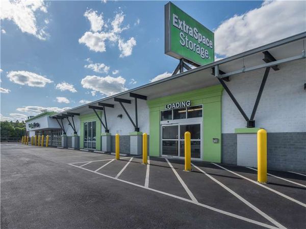 Extra Space Storage facility at 660 Edgewood Ave SE - Atlanta, GA