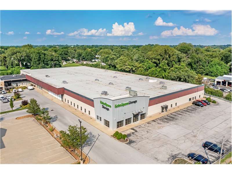 Extra Space Storage  1600 Woodson Rd in St Louis, MO