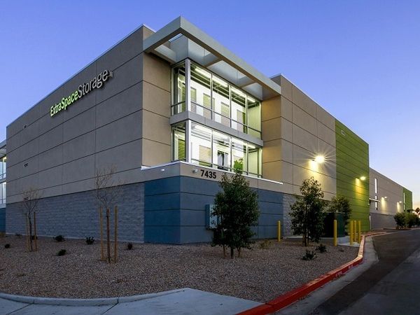 Extra Space Storage facility at 7435 W Sahara Ave - Las Vegas, NV