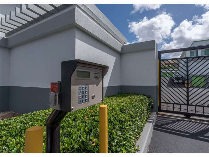 3×3 Self Storage Unit in Kapolei, HI 543 Farrington Hwy Kapolei, Hawaii 2