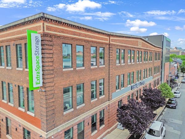 Extra Space Storage facility at 1018 S Paca St - Baltimore, MD