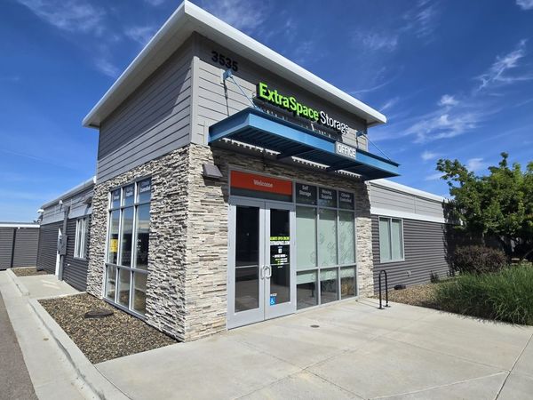 Extra Space Storage facility at 3535 N Records Ave - Meridian, ID