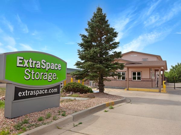 Extra Space Storage facility at 1505 Sheridan Ave - Colorado Springs, CO