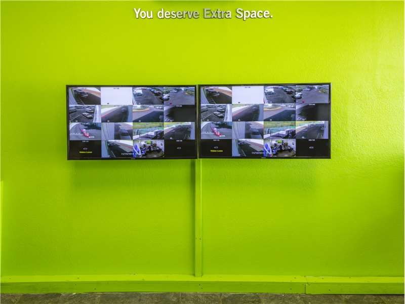 Extra Space Storage  98-710 Kuahao Pl in Pearl City, HI