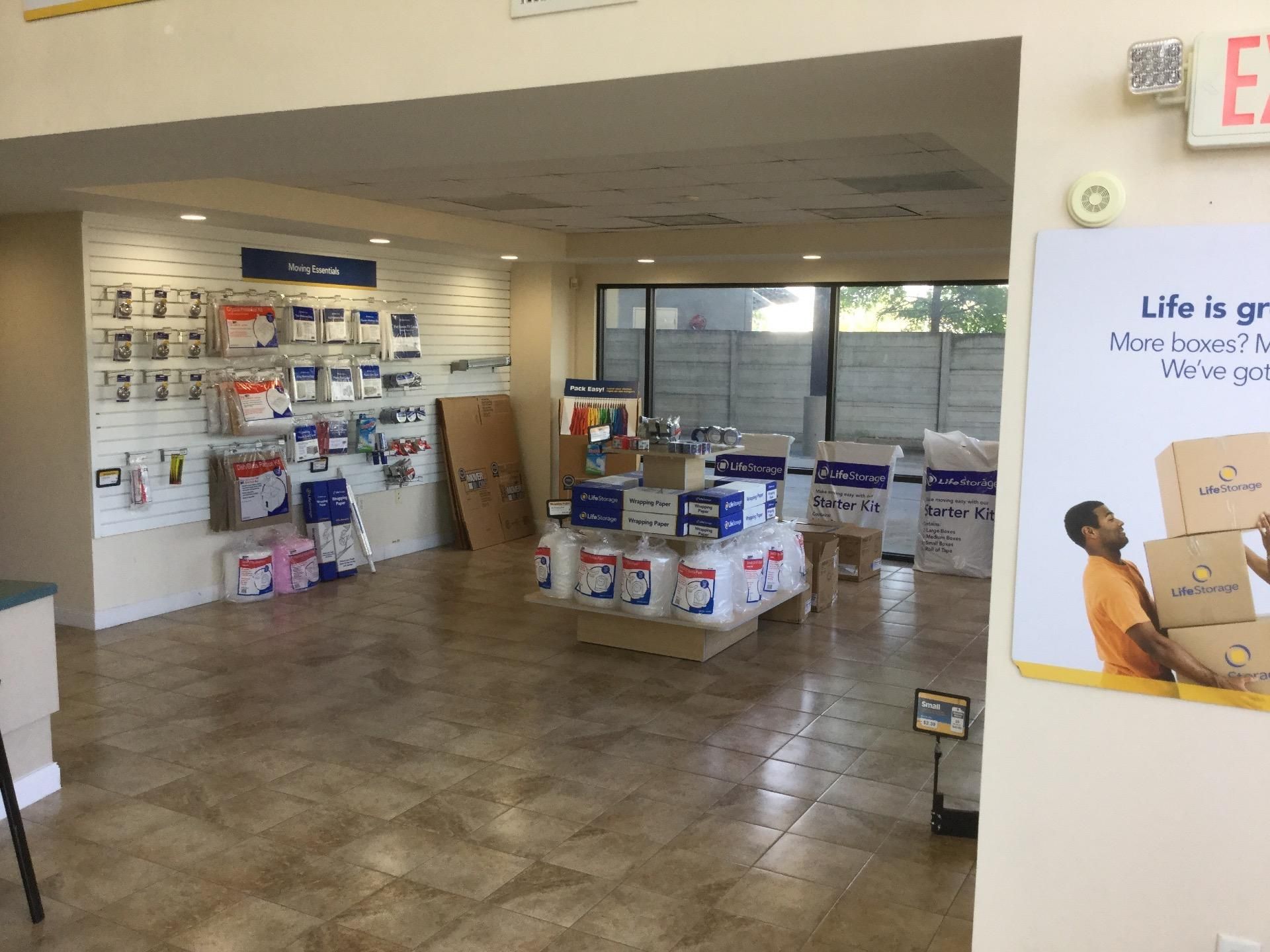 Extra Space Storage  5415 Bissonnet St in Houston, TX