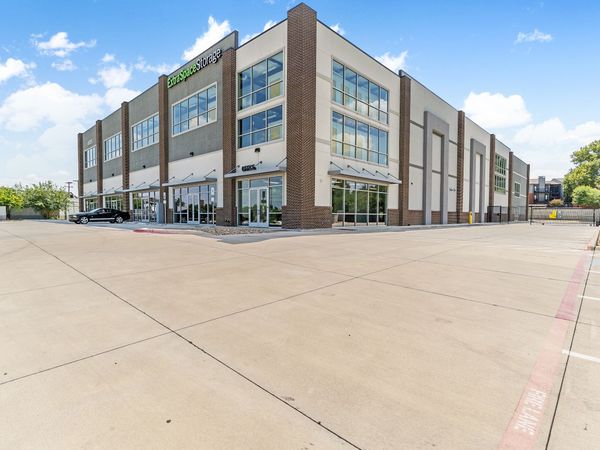 Extra Space Storage facility at 4925 Denton Hwy - Haltom City, TX