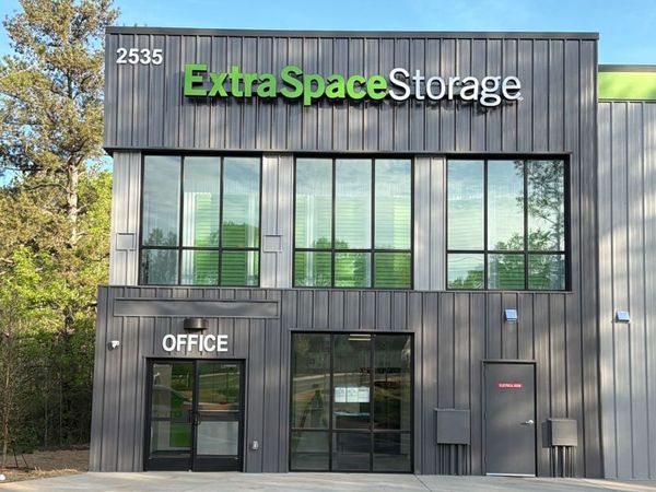 Extra Space Storage facility at 2535 Fairburn Rd SW - Atlanta, GA