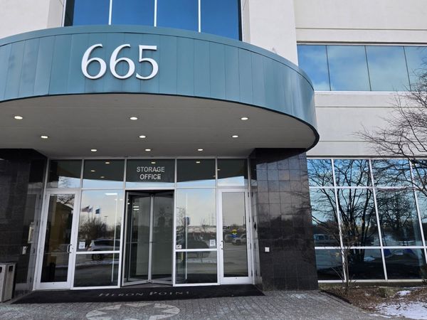 Extra Space Storage facility at 665 W North Ave - Lombard, IL