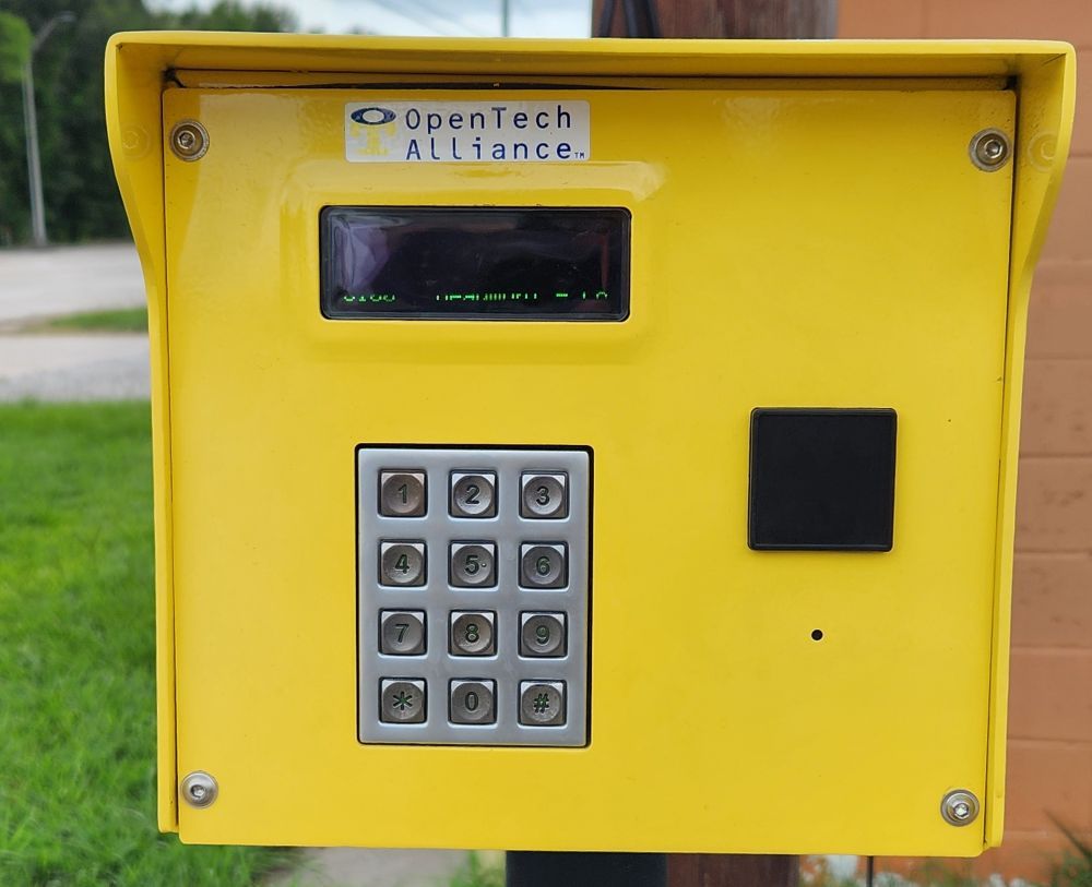 Extra Space Storage  6970 College St in Beaumont, TX