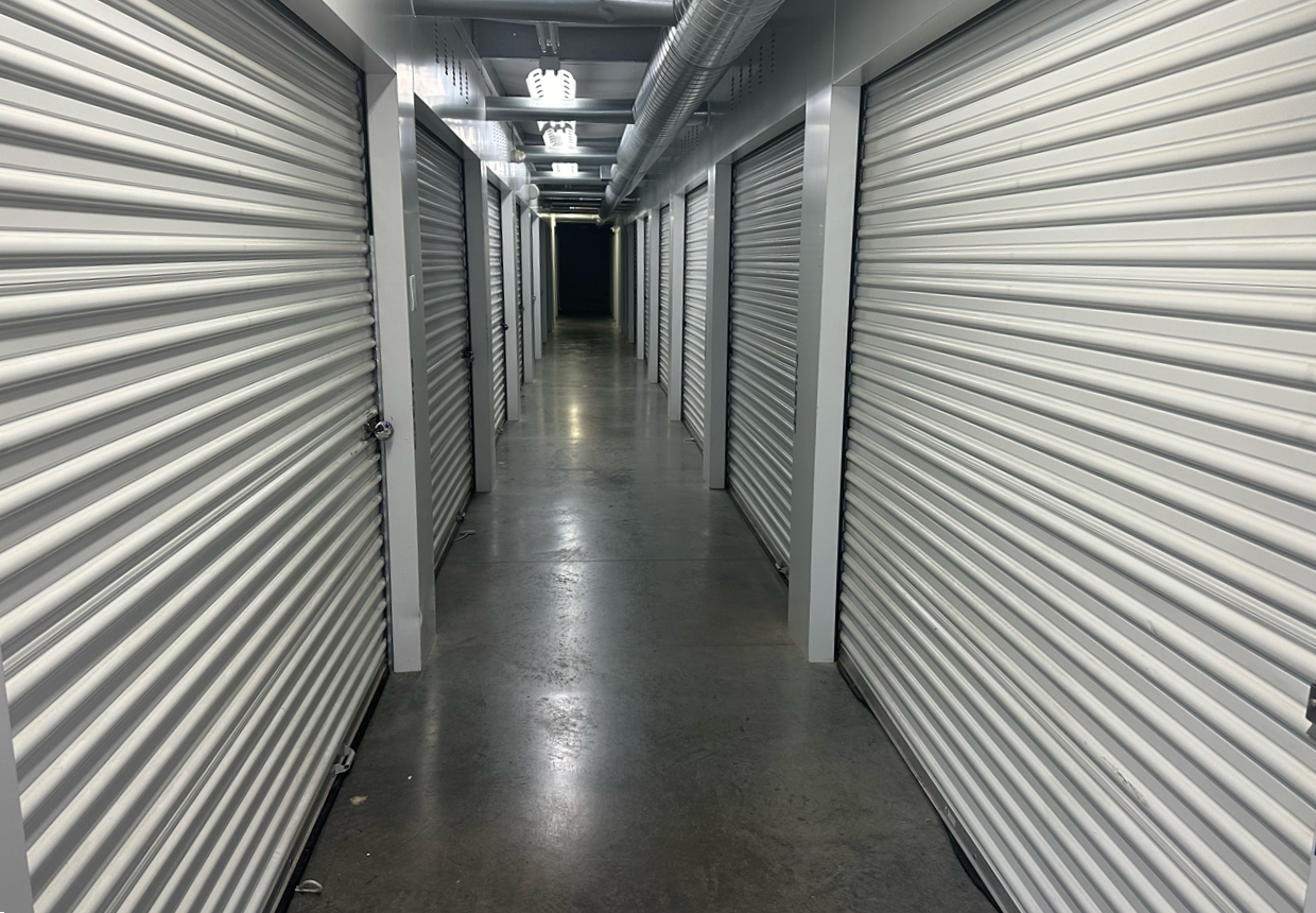 Extra Space Storage  2950 Robertson Ave in Cincinnati, OH