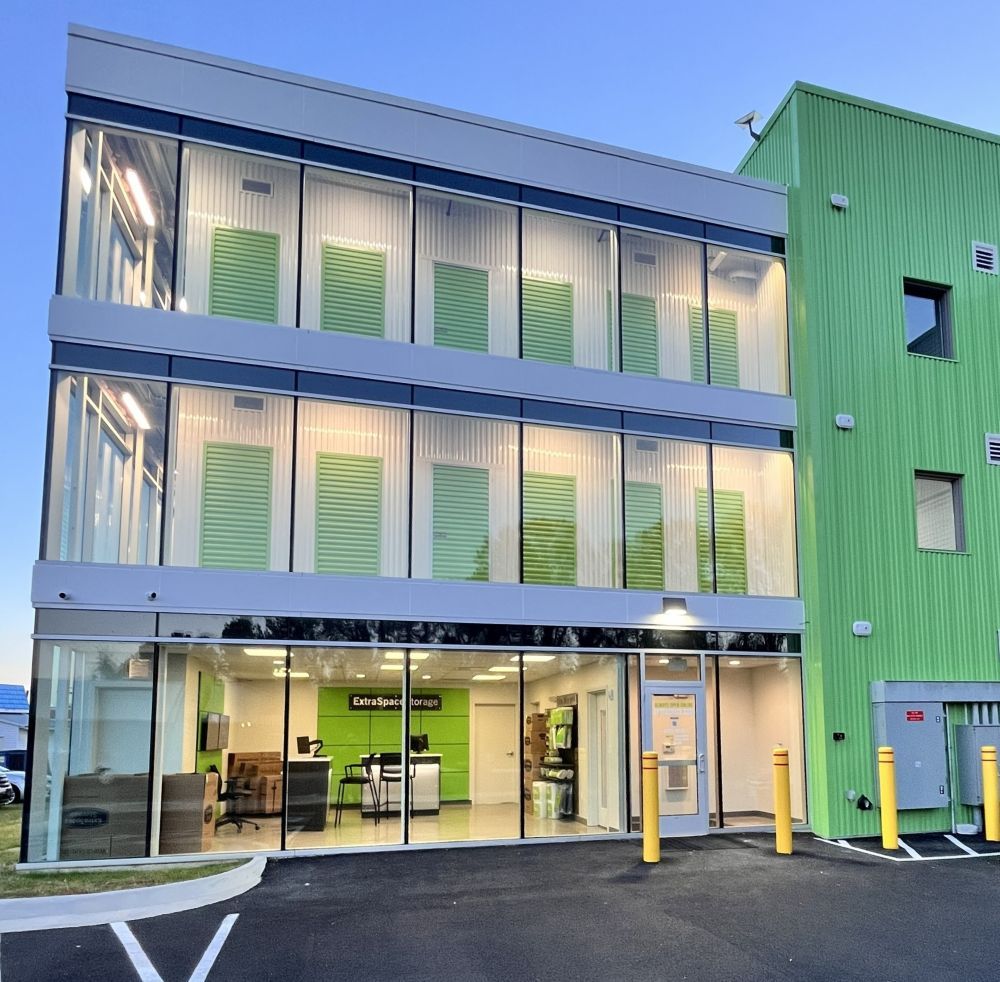 Extra Space Storage  1210 Bentley St in Richmond, VA